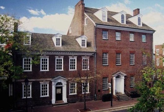 Тайны, унесённые в могилу… (17 фото)