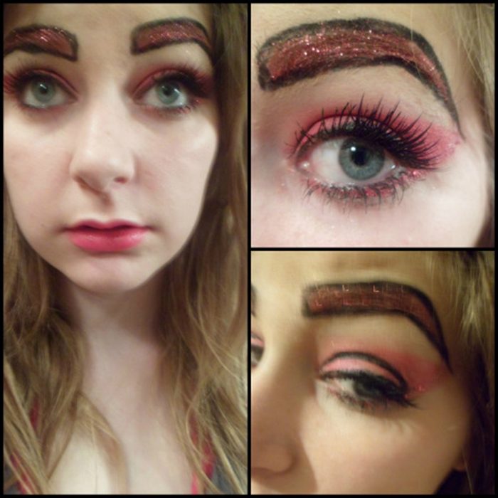 Губки бантиком, бровки домиком