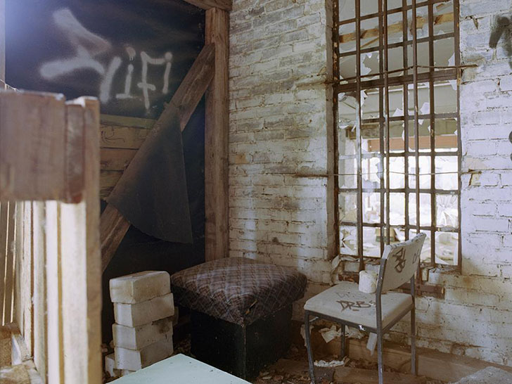 Как выглядит один из старейших кварталов красных фонарей в Берлине