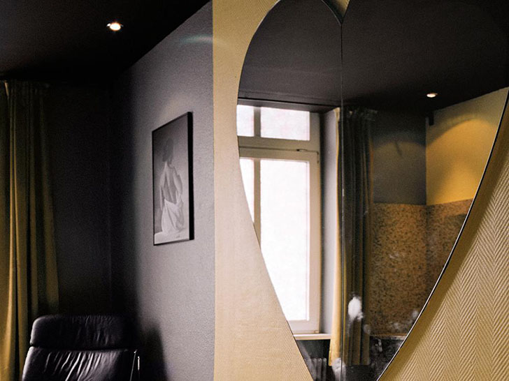 Как выглядит один из старейших кварталов красных фонарей в Берлине