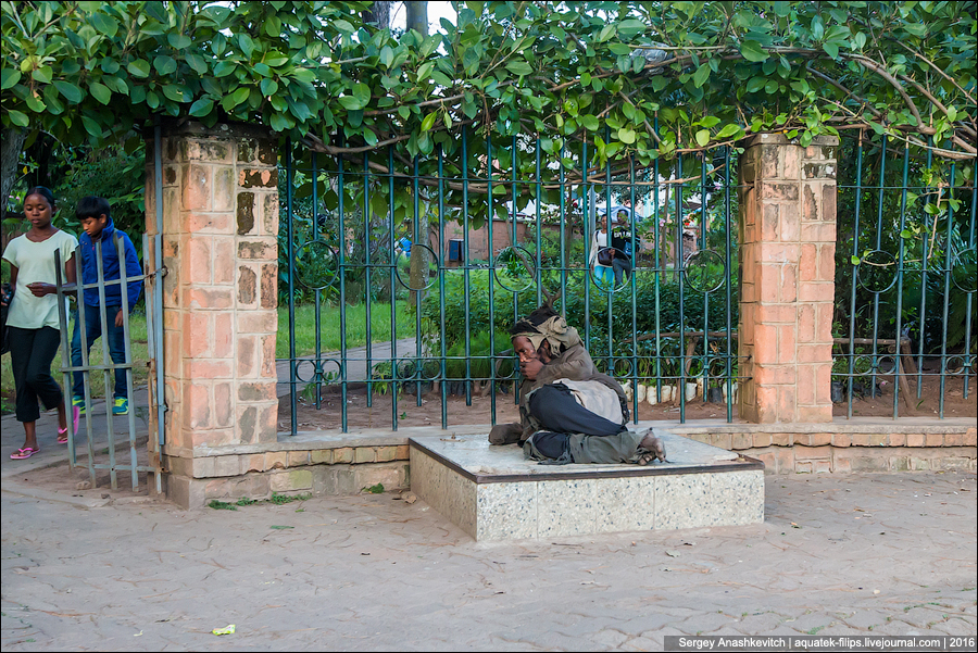 Gett Taxi по-мадагаскарски, или рай для автонекрофила