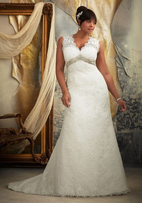 7 самых красивых свадебных платьев для девушек с пышными формами 7 самых красивых свадебных платьев для девушек с пышными формами