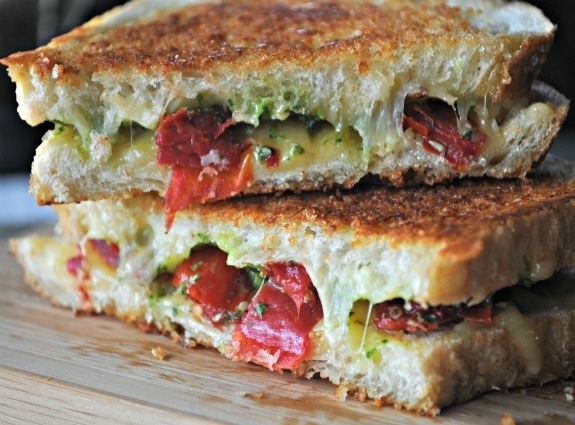 20 идей со всего мира, как приготовить бутерброд с сыром 20 идей со всего мира, как приготовить бутерброд с сыром