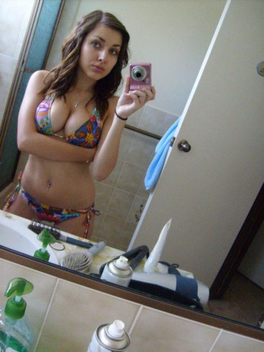 Красавицы из социальных сетей