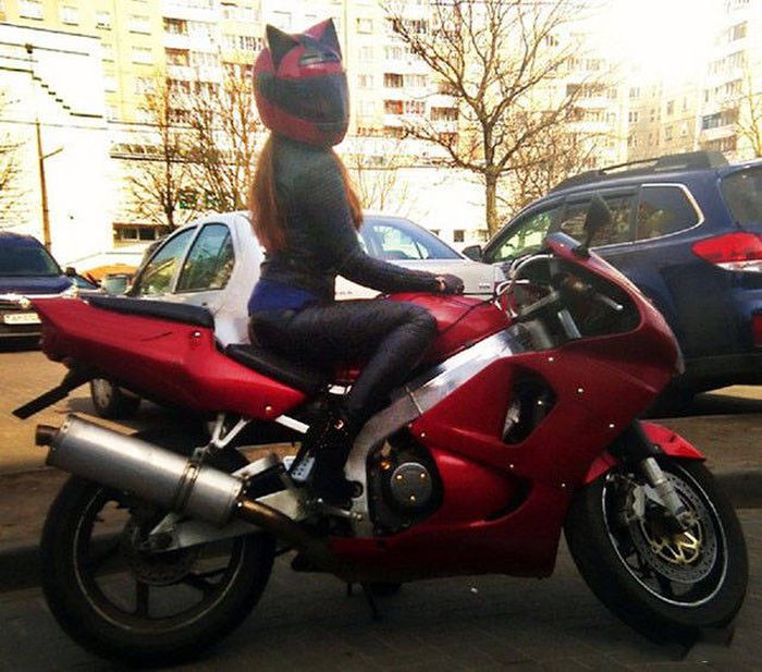 Девушки, которые любят мотоциклы