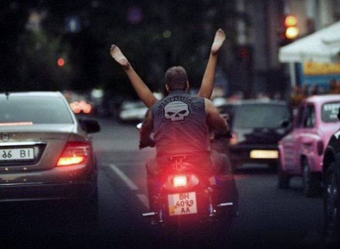 Девушки, которые любят мотоциклы