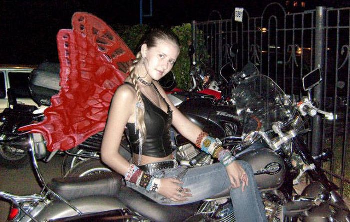 Девушки, которые любят мотоциклы