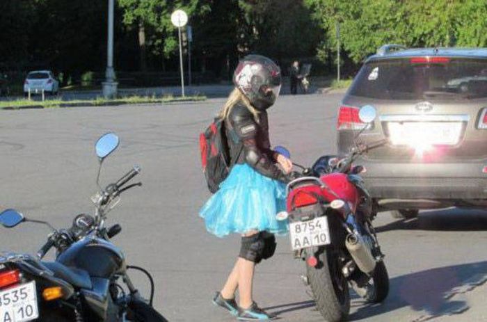 Девушки, которые любят мотоциклы