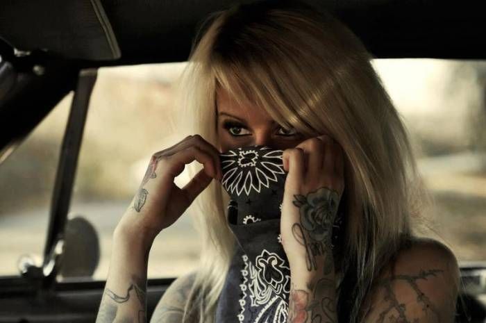 Девушки и автомобили