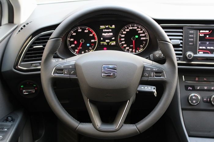 Спортивный красавец SEAT Leon