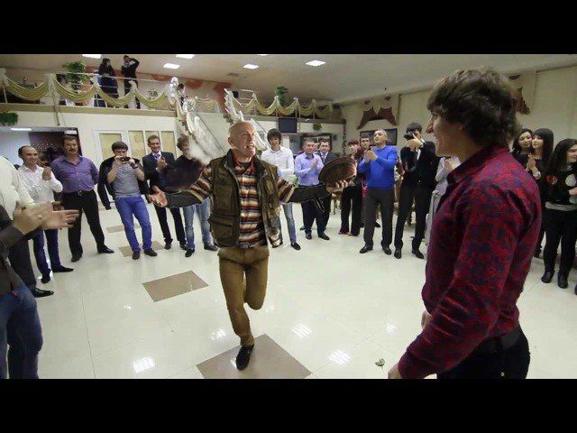 Фотожабы на новый фильм РЭД2