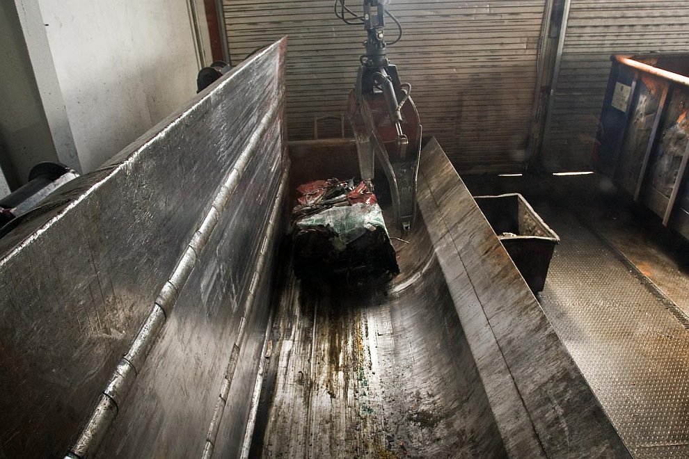 Утилизация автомобилей BMW (17 фото)