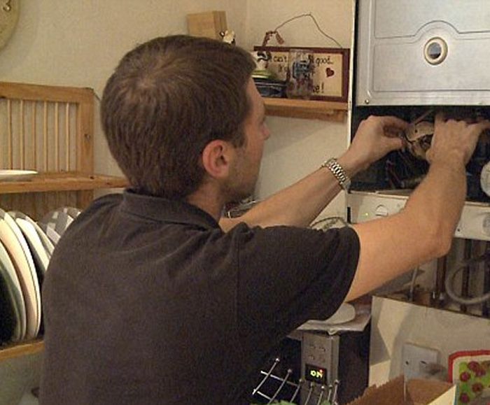 Сюрприз внутри водонагревателя (8 фото)