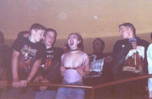 Девушки на концертах