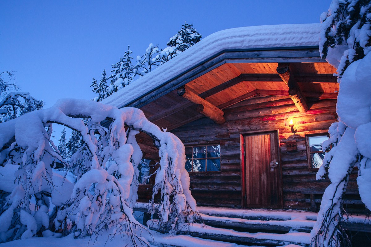 Поразительный финский отель Kakslauttanen