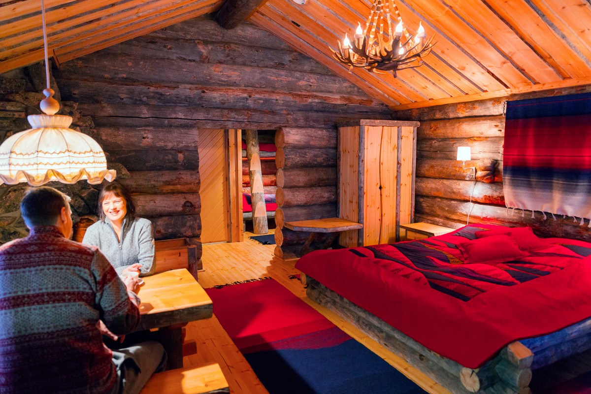 Поразительный финский отель Kakslauttanen