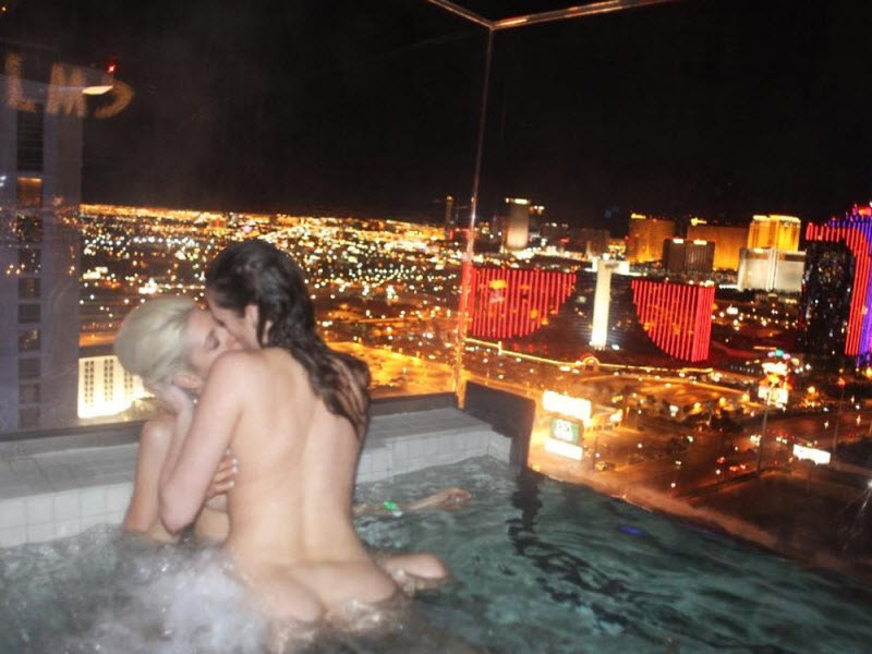 Пьяные девки