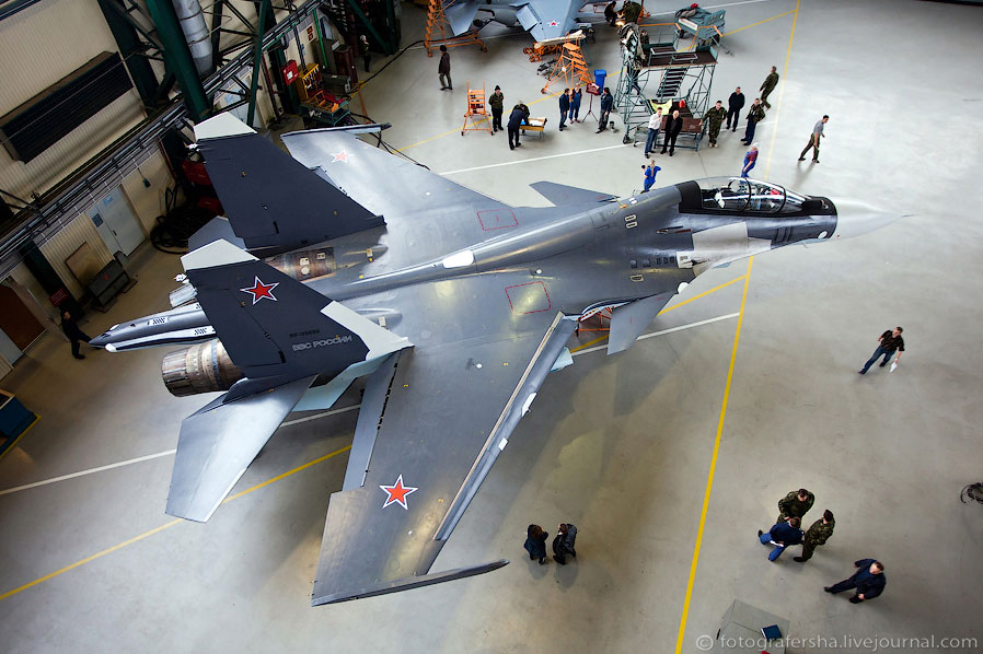 Новый истребитель Су-30СМ для ВВС России