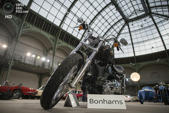 Выставка ретро-автомобилей в Гран-Пале