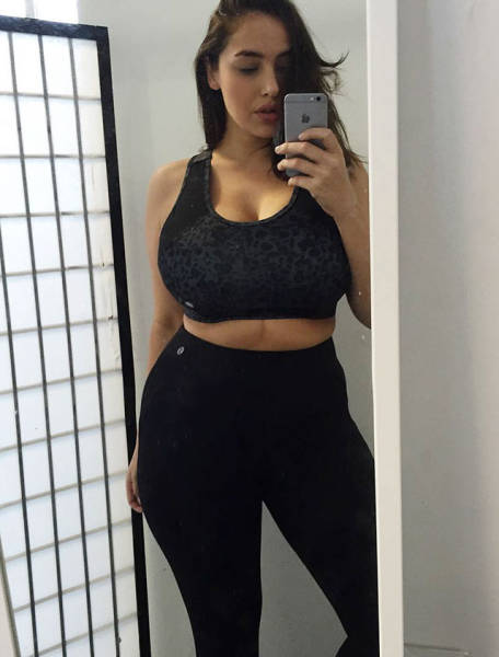 Девушки в теле