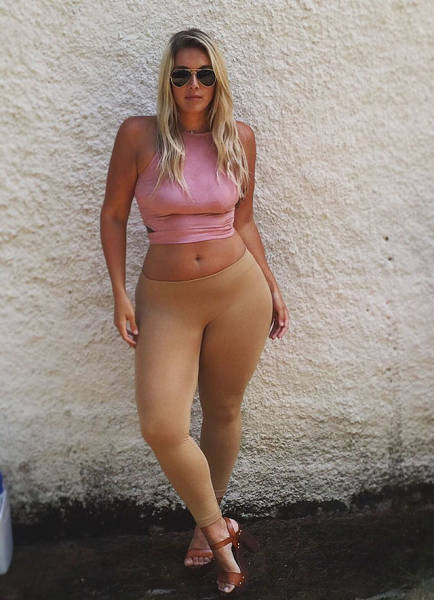 Девушки в теле