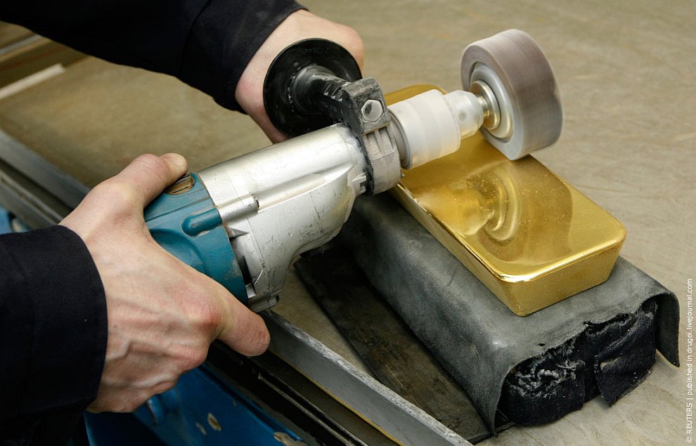 Золотые слитки