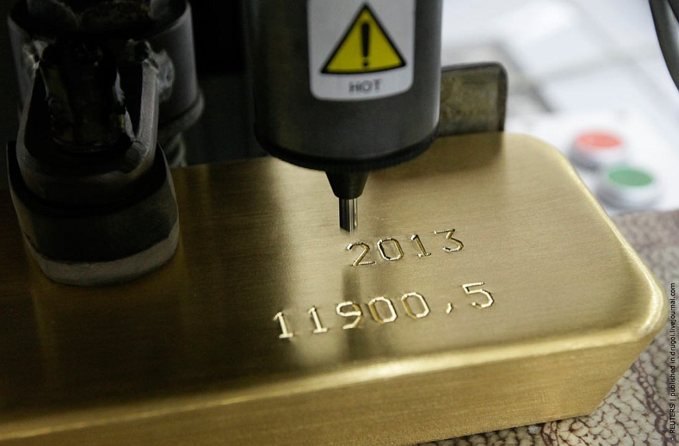 Золотые слитки