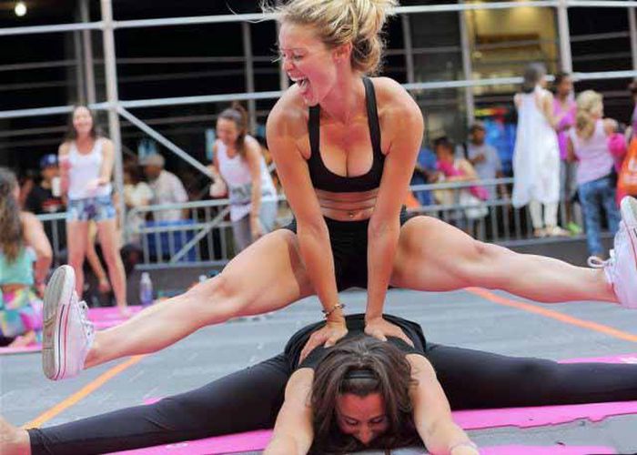 Забавные фото с девушками