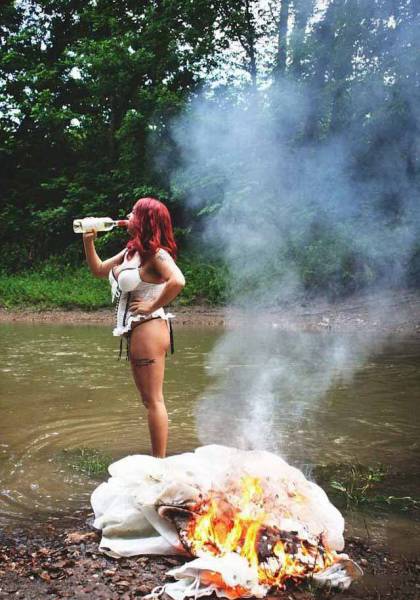 Забавные фото с девушками