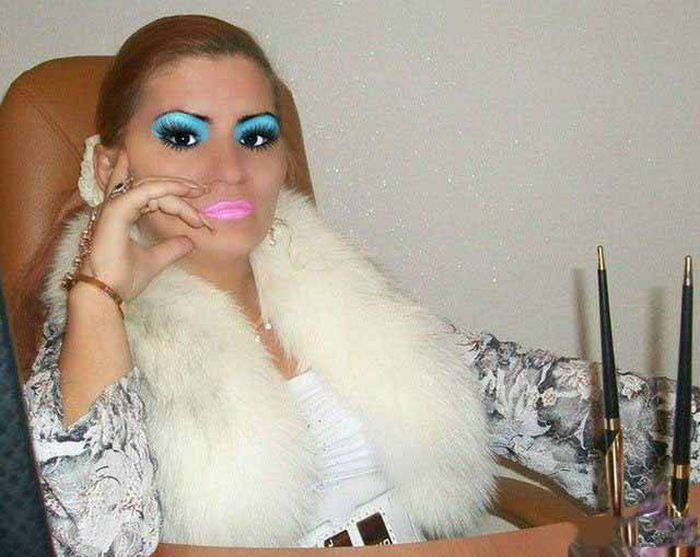 Забавные фото с девушками