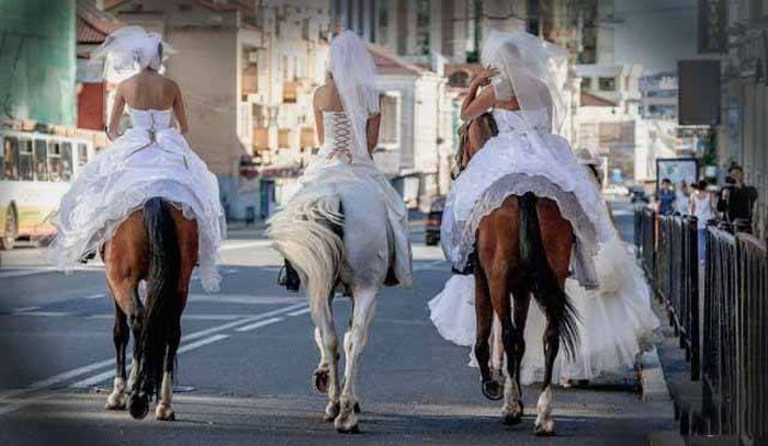 Забавные фото с девушками