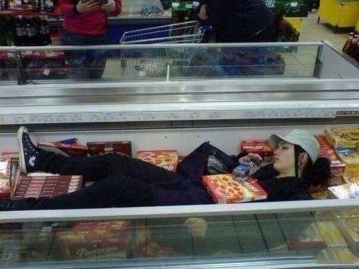 Забавные фото с девушками