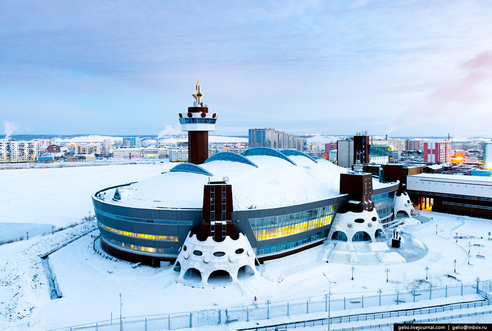 Один из самых «холодных» городов Земли с высоты Один из самых «холодных» городов Земли с высоты