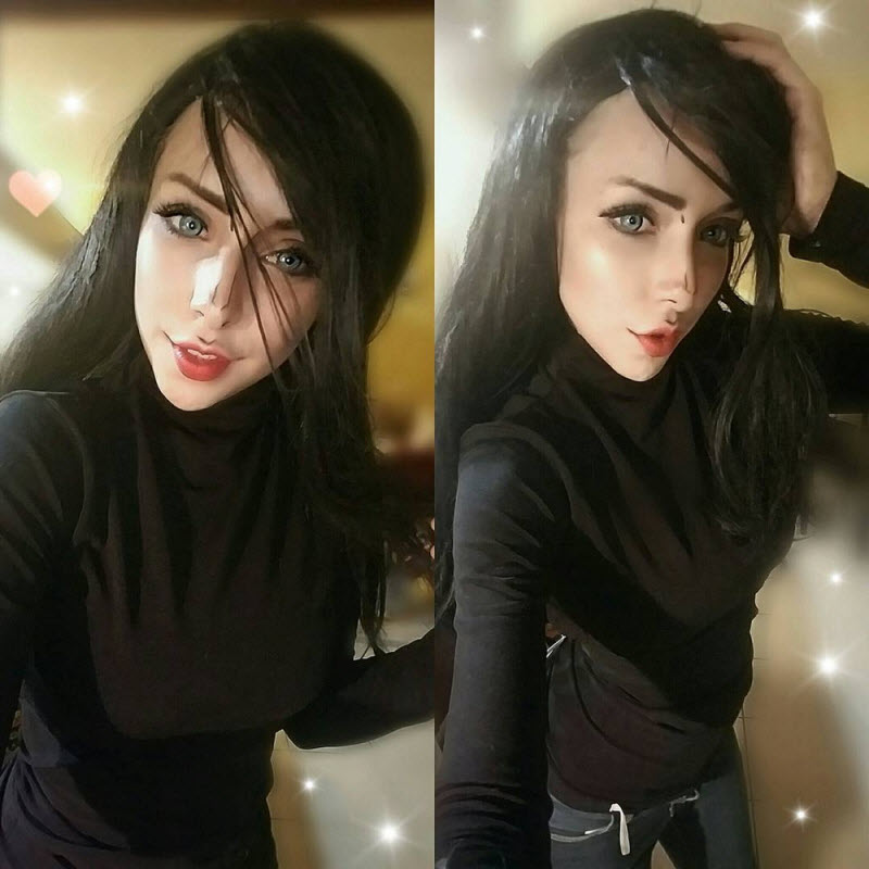 Косплеерша готова воплотить ваши фантазии за небольшую плату