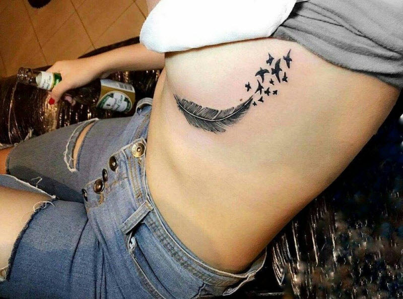 Sideboob tattoo: новая модная тенденция татуировок среди девушек