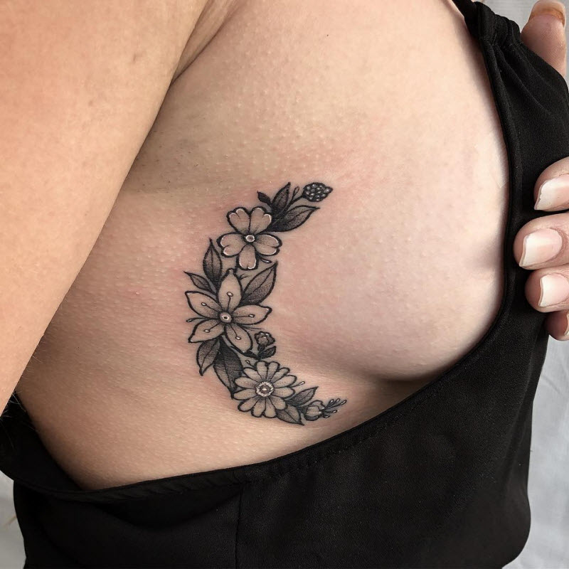 Sideboob tattoo: новая модная тенденция татуировок среди девушек