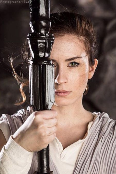 Образы девушки, которую прозвали 'королевой косплея'