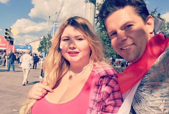 Ксюшу из Нижнего Новгорода окрестили болельщицей с самыми большими буферами