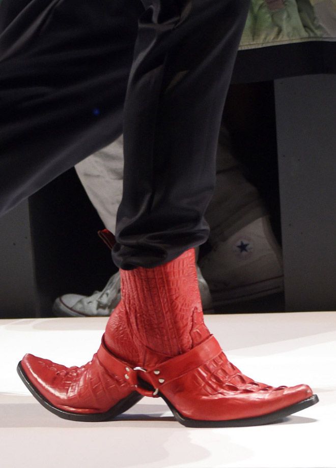 Новое уродство от модельера - двуликие ковбойские сапоги