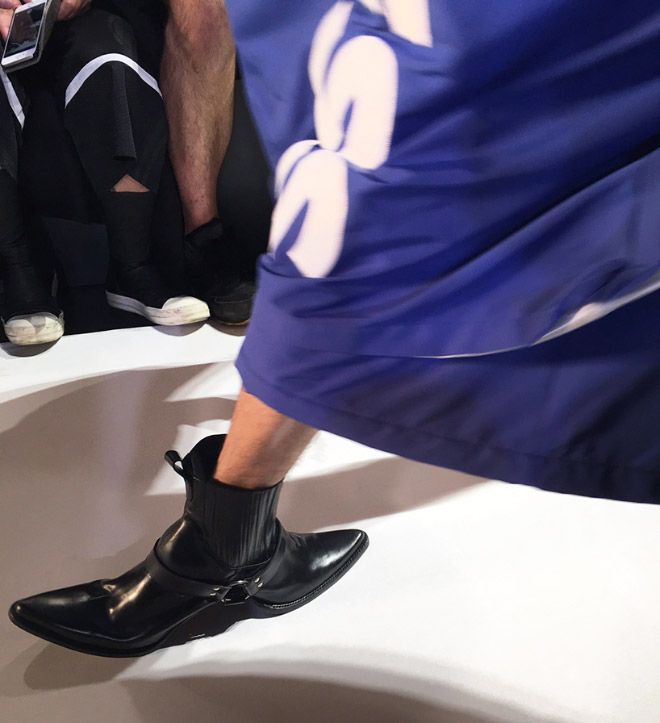 Новое уродство от модельера - двуликие ковбойские сапоги