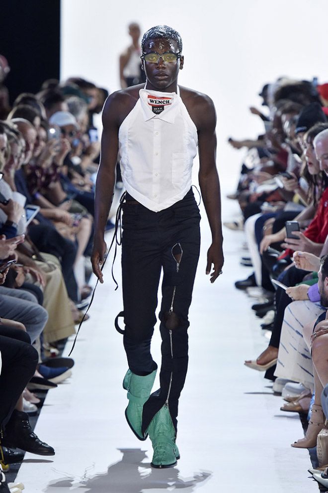 Новое уродство от модельера - двуликие ковбойские сапоги