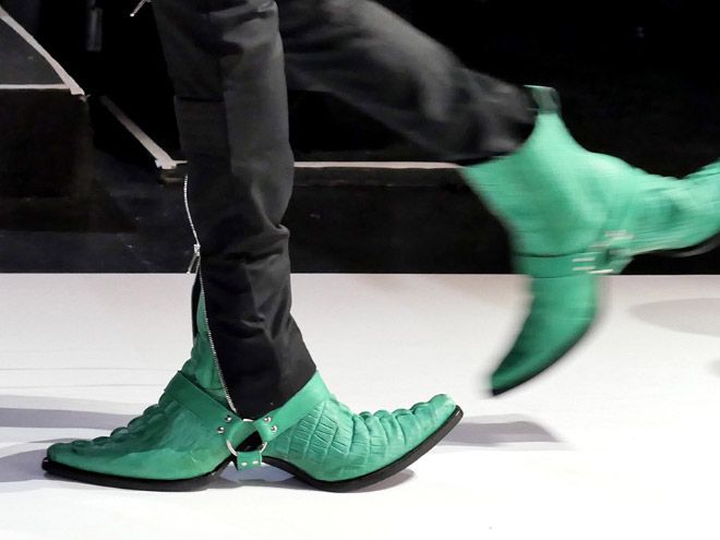 Новое уродство от модельера - двуликие ковбойские сапоги