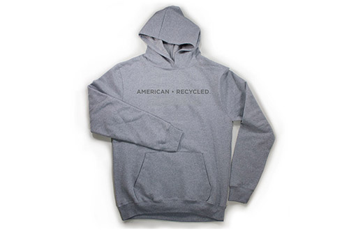 10 удачных примеров одежды и аксессуаров из мусора 10 удачных примеров одежды и аксессуаров из мусора