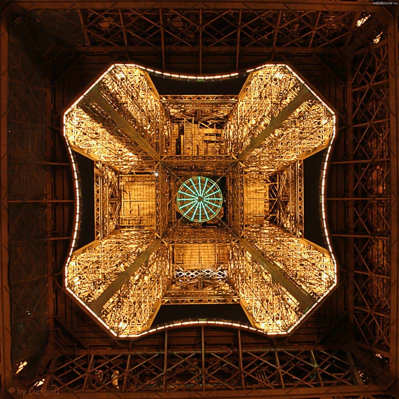 Эйфелева башня – вид снизу (13 фото)