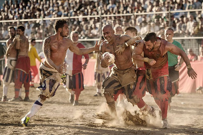 Как выглядит самая кровожадная разновидность футбола