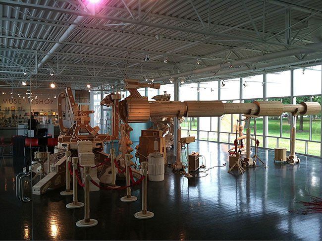 Деревянная техника в реальном размере от Майкла Ри