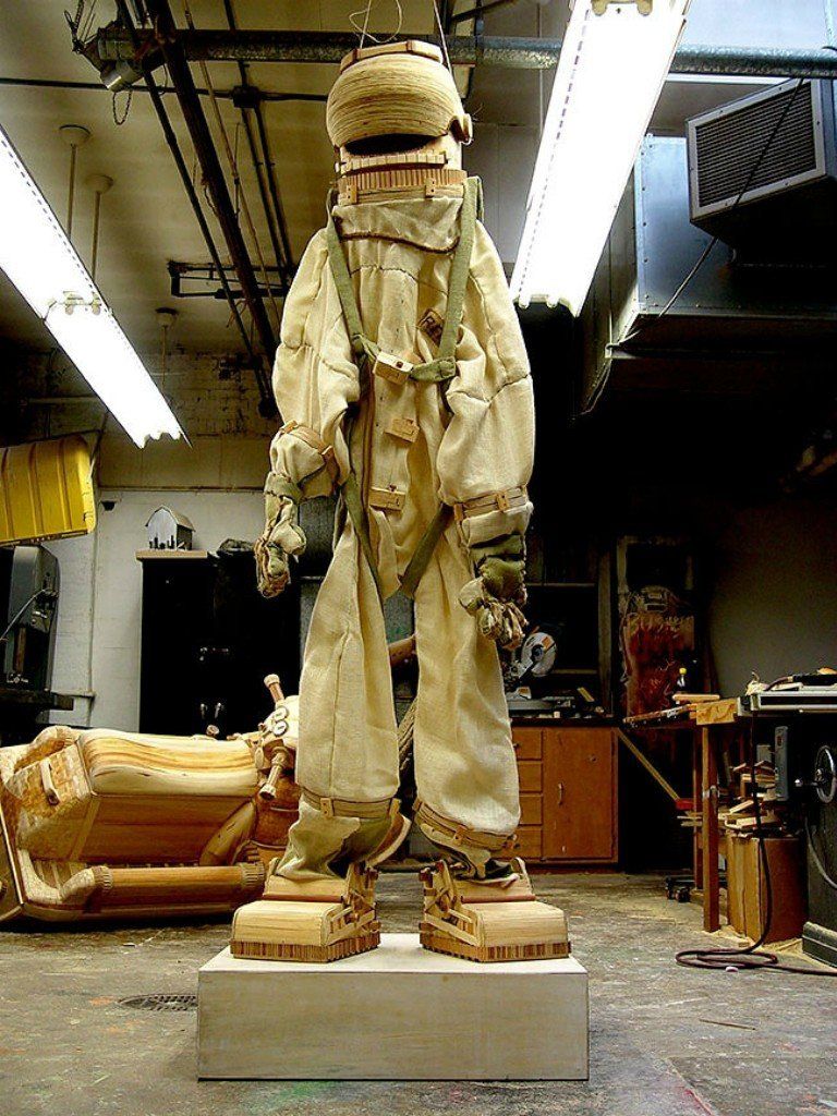 Деревянная техника в реальном размере от Майкла Ри