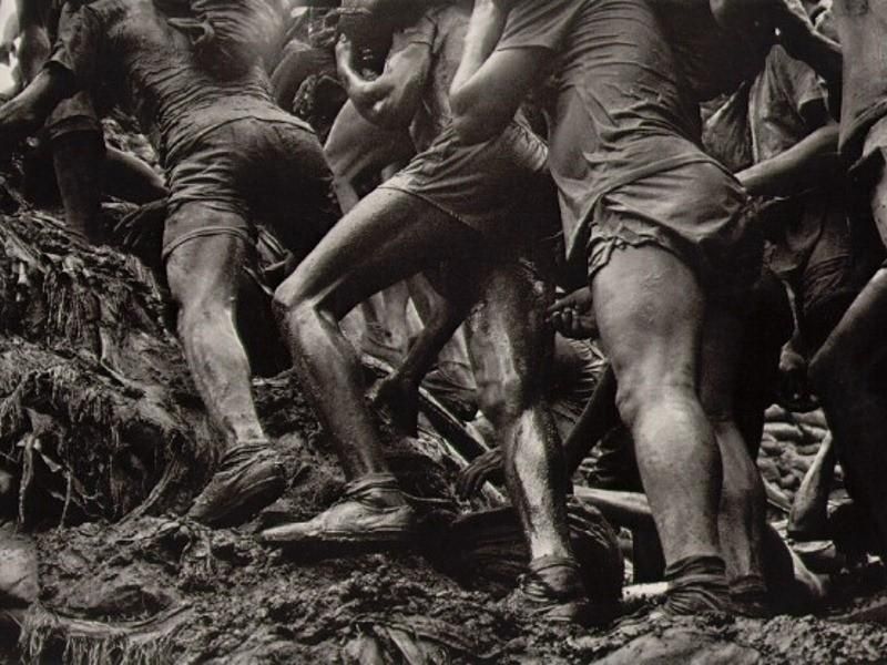 Бразильский золотой карьер напоминает шахты Мордора