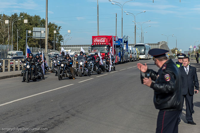 Путь Олимпийского огня из Греции в Москву Путь Олимпийского огня из Греции в Москву