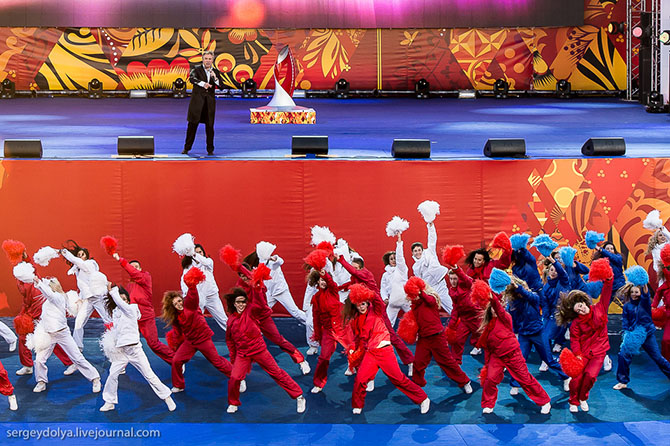 Путь Олимпийского огня из Греции в Москву Путь Олимпийского огня из Греции в Москву